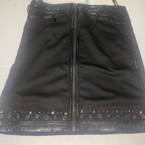 Lucy Paris M